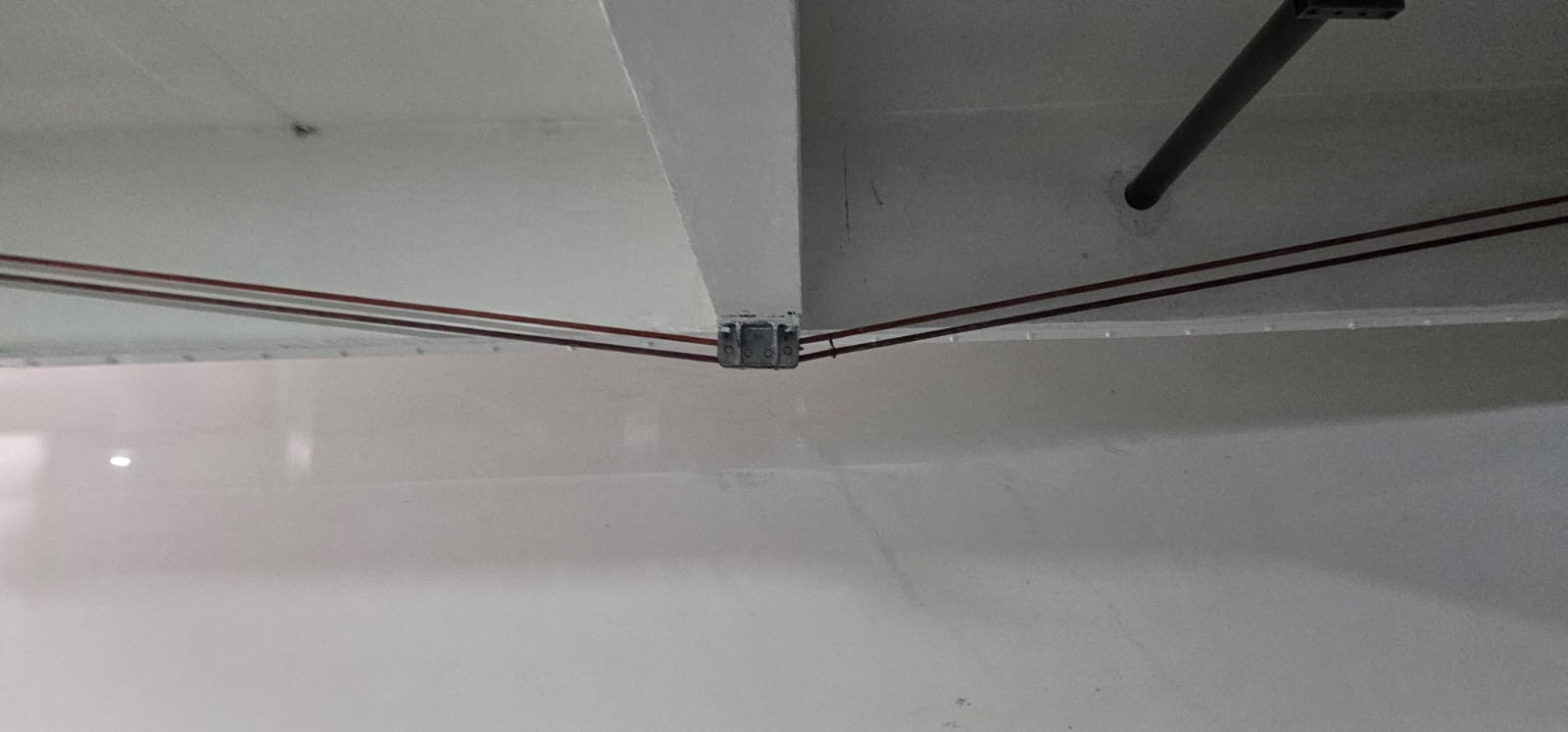 Reforço com chapas e protensão